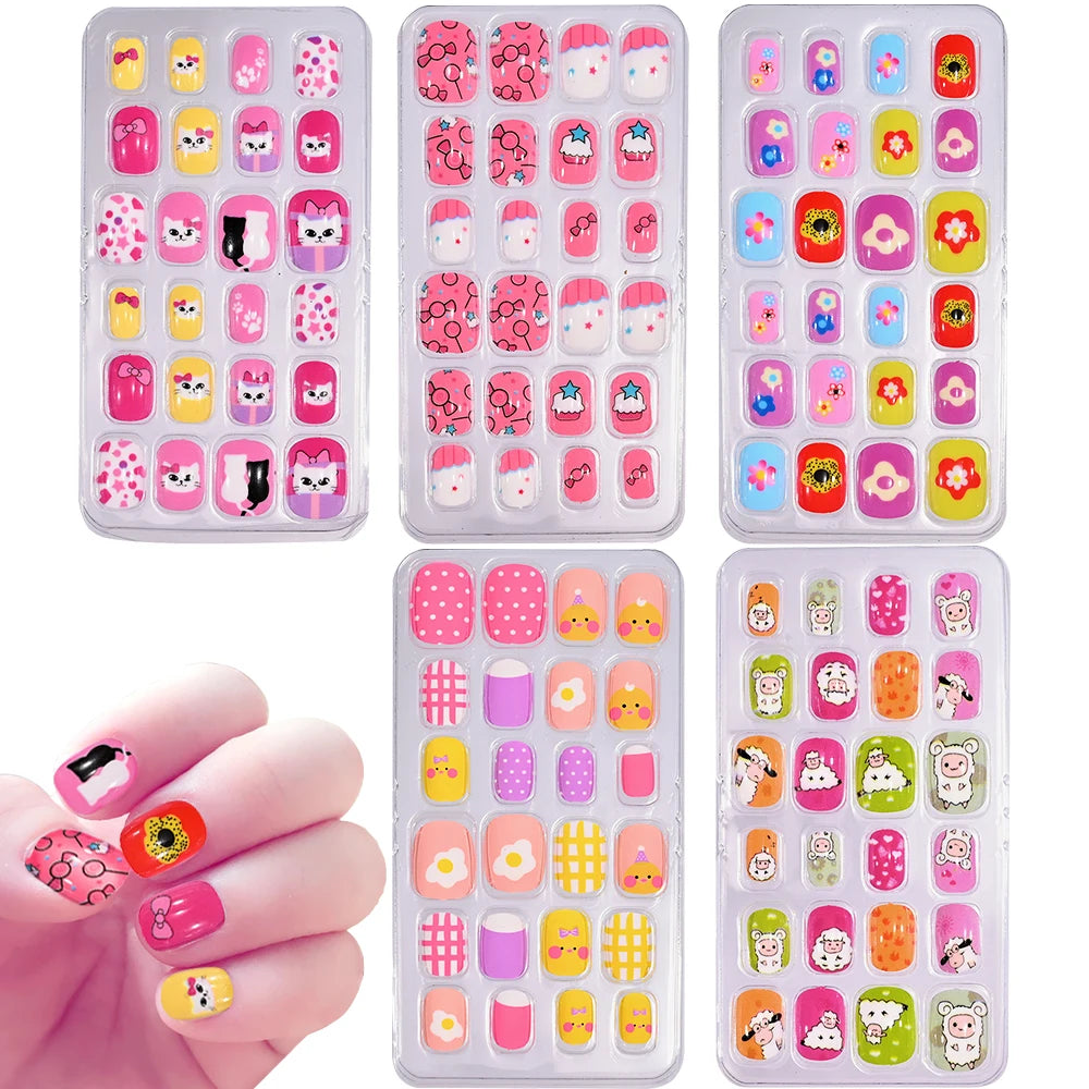 5*24Pcs=120Pcs Christmas Children Cartoon Nail Tips Colorful Cute Girl Fake Nail Set With Jelly Glue Adhesive Children False Nai